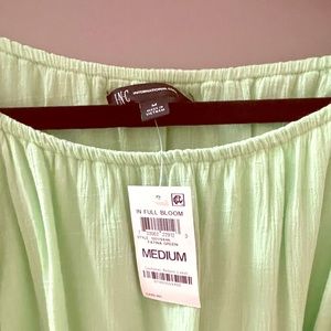 New with Tags from smoke-free home.